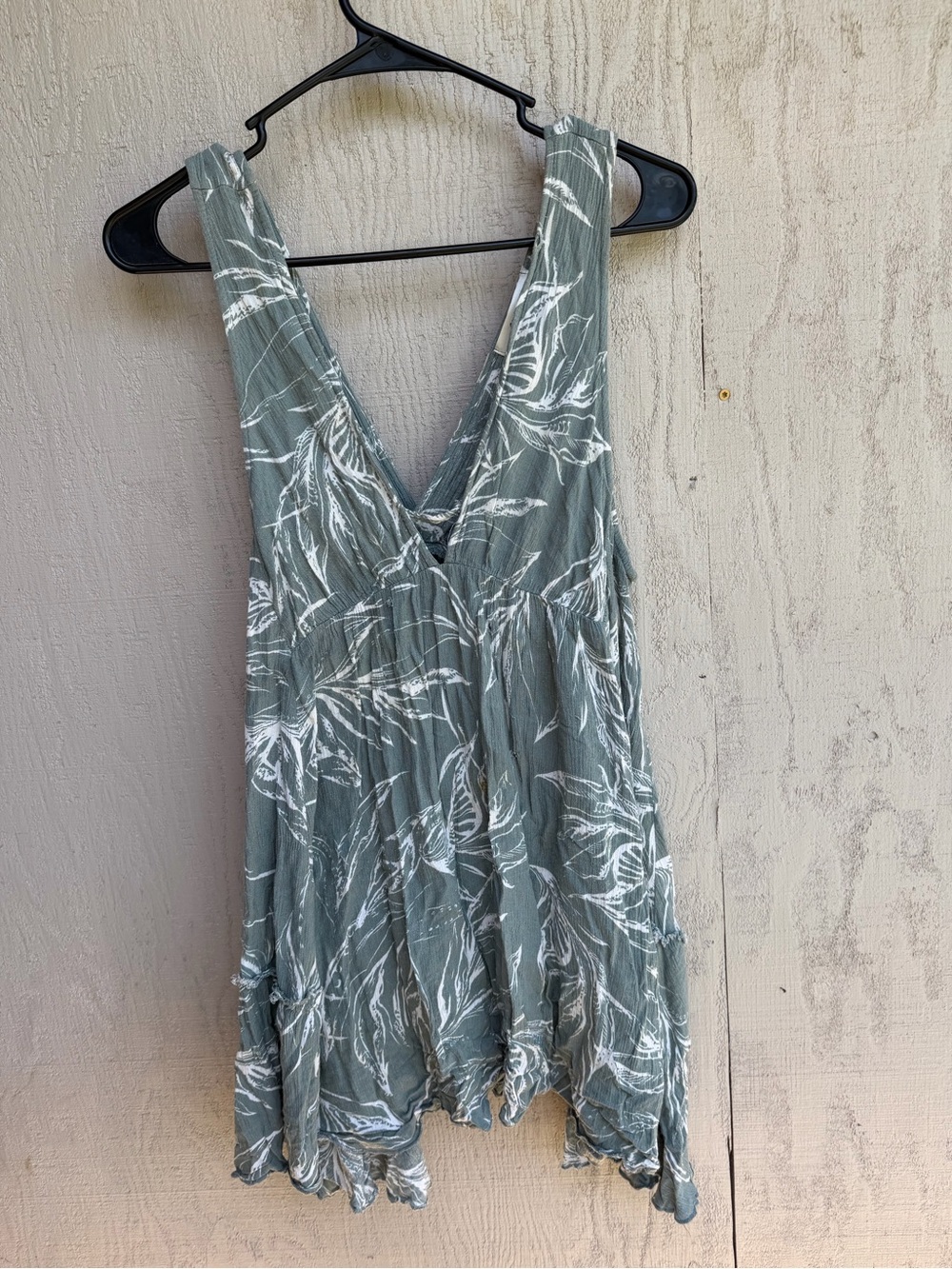mahina Sage Green Sleeveless V-Neck Printed Tunic